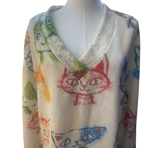 FFF Boutique Pale Yellow Kitty Cat Head Design Pullover Sweater Size Large NWT - Picture 3 of 5